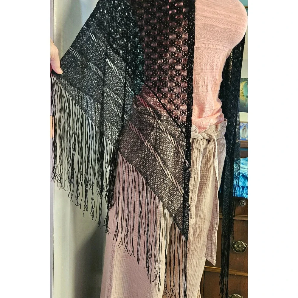 California Things Shawl Women OS Black Vintage Lace Knit Fringe Wrap Boho Japan